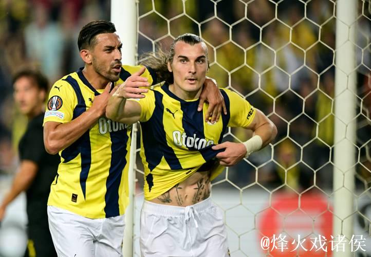 土媒:费内巴切在同时谈4-5名中卫 土媒:费内巴切在同时谈4-5名中卫